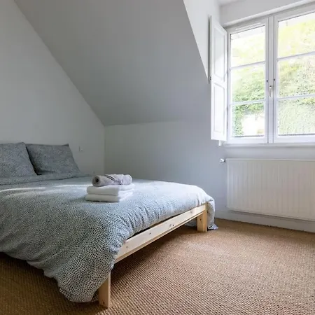 Maison Au Pied Du Chateau-cour-proche Centre Casa vacanze